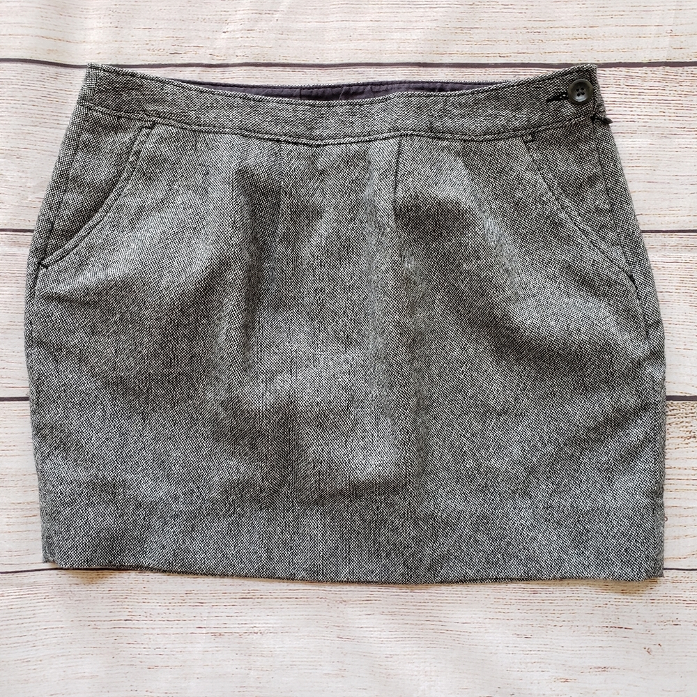 Old Navy Black White Wool Mix Mini Skirt 6